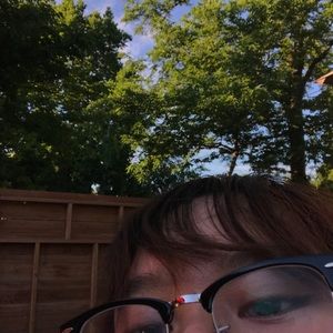 Meet your Posher, Lily